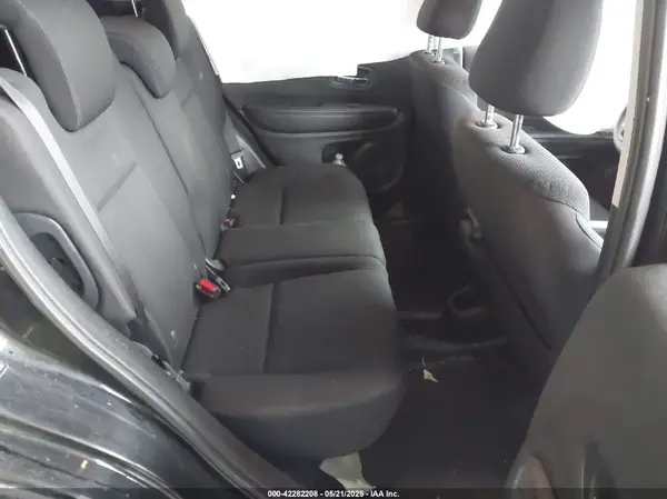 3CZRU6H31GM765622 2016 HONDA HR-V - Image 8
