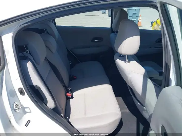 3CZRU6H31GM768181 2016 HONDA HR-V - Image 8