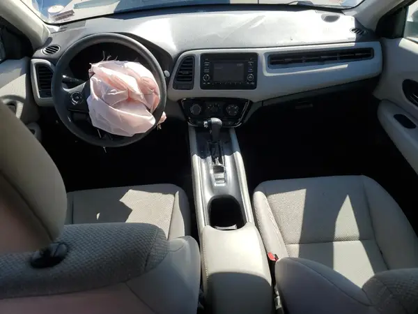 3CZRU6H31HG703654 2017 HONDA HR-V - Image 8