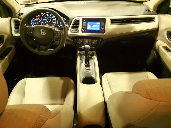 3CZRU6H31HG705582 2017 HONDA HR-V - Image 8