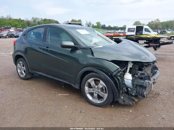 3CZRU6H31HG705873 2017 HONDA HR-V - Image 1