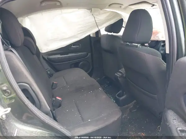 3CZRU6H31HG705873 2017 HONDA HR-V - Image 8