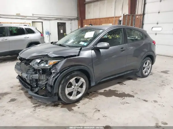 3CZRU6H31HG706280 2017 HONDA HR-V - Image 2