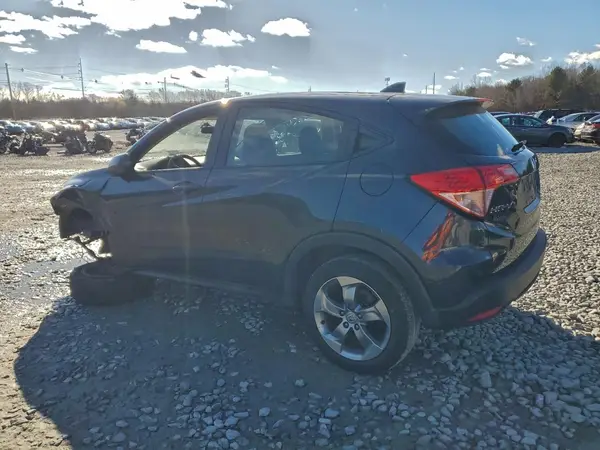 3CZRU6H31HG708305 2017 HONDA HR-V - Image 2