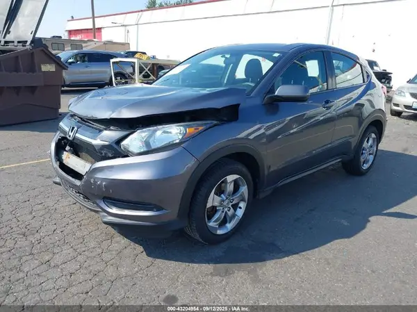 3CZRU6H31HM707186 2017 HONDA HR-V - Image 2