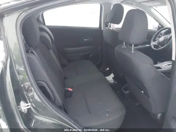 3CZRU6H31HM708273 2017 HONDA HR-V - Image 8