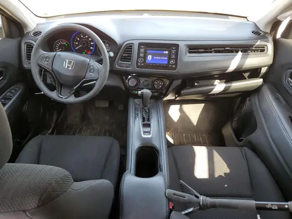3CZRU6H31HM708340 2017 HONDA HR-V - Image 8