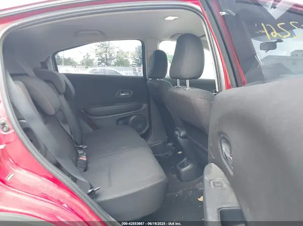 3CZRU6H31HM709696 2017 HONDA HR-V - Image 8