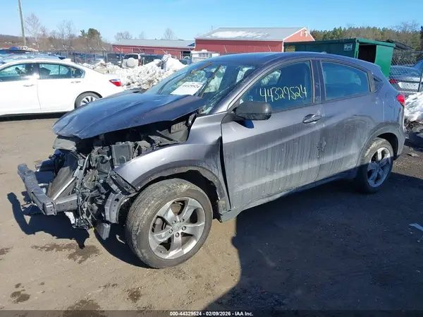3CZRU6H31HM712307 2017 HONDA HR-V - Image 2