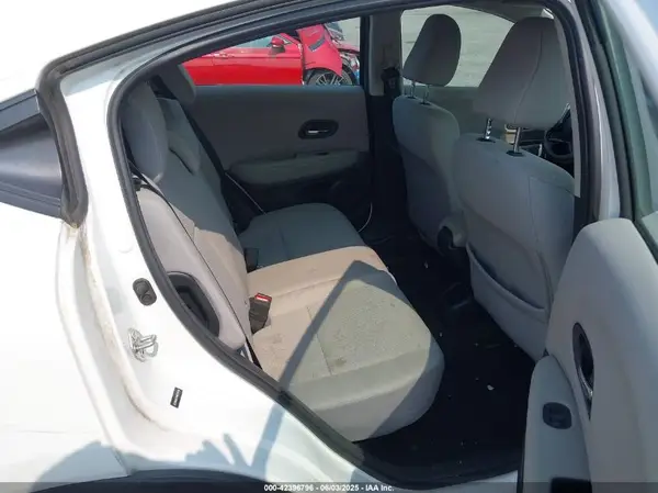 3CZRU6H31HM729706 2017 HONDA HR-V - Image 8