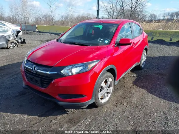 3CZRU6H31JG700419 2018 HONDA HR-V - Image 2