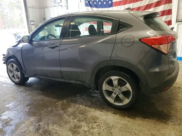 3CZRU6H31JG707063 2018 HONDA HR-V - Image 2