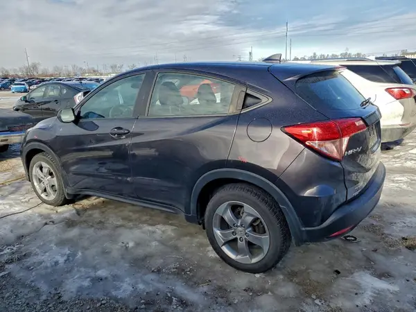 3CZRU6H31JG708066 2018 HONDA HR-V - Image 2