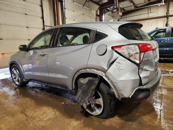 3CZRU6H31JG711582 2018 HONDA HR-V - Image 2