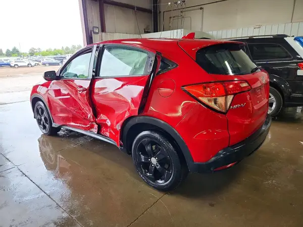 3CZRU6H31JG713753 2018 HONDA HR-V - Image 2