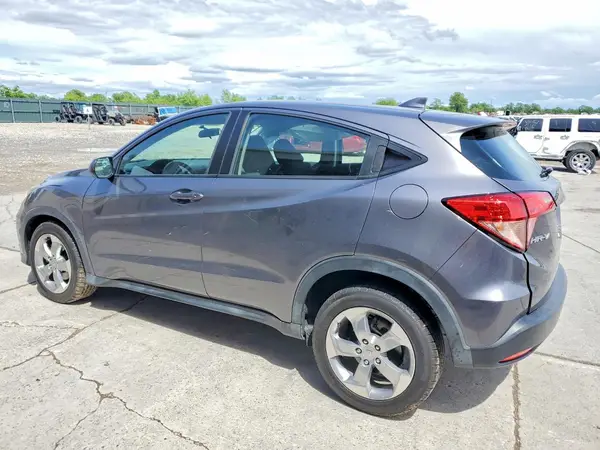 3CZRU6H31JG714806 2018 HONDA HR-V - Image 2