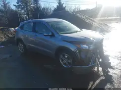 3CZRU6H31JG719195 2018 HONDA HR-V
