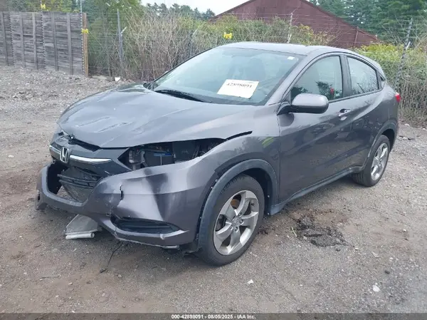 3CZRU6H31JG722436 2018 HONDA HR-V - Image 2