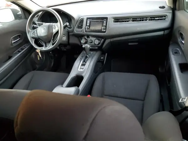 3CZRU6H31JG724090 2018 HONDA HR-V - Image 8