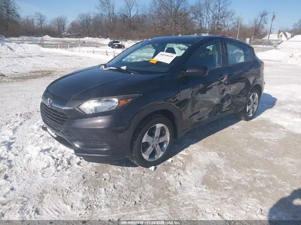 3CZRU6H31JG724526 2018 HONDA HR-V - Image 2