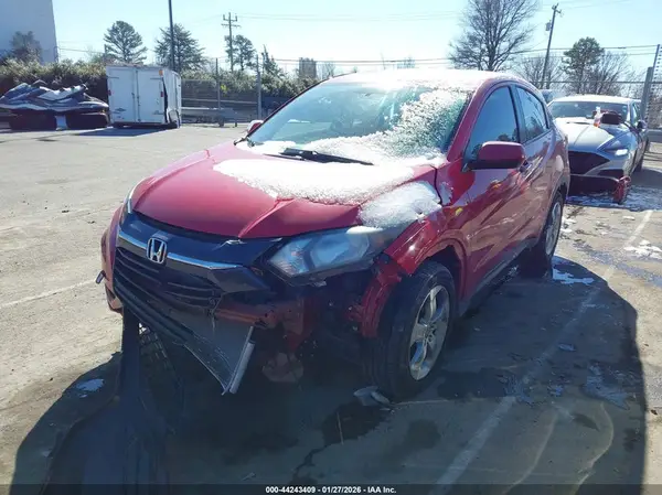 3CZRU6H31JM701703 2018 HONDA HR-V - Image 2
