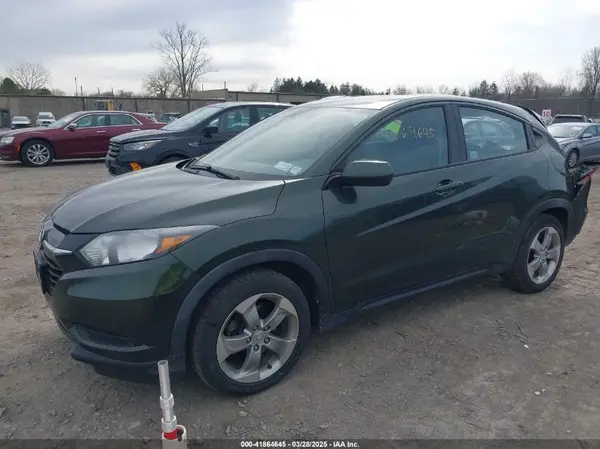 3CZRU6H31JM703564 2018 HONDA HR-V - Image 2