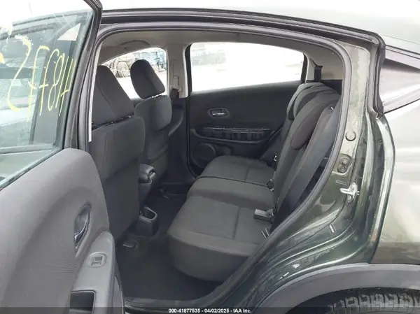3CZRU6H31JM703631 2018 HONDA HR-V - Image 8