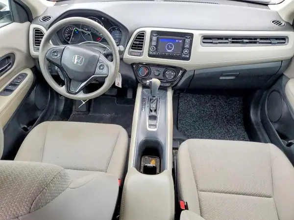 3CZRU6H31JM704245 2018 HONDA HR-V - Image 8