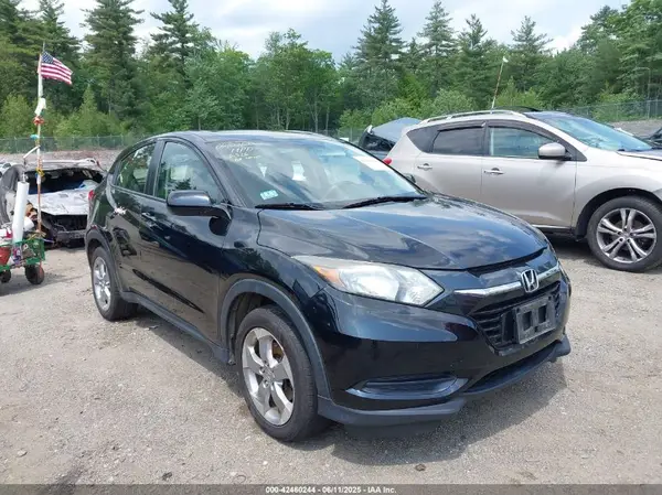 3CZRU6H31JM726326 2018 HONDA HR-V - Image 1