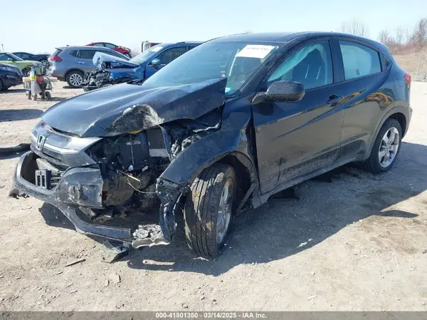 3CZRU6H31JM731249 2018 HONDA HR-V - Image 2