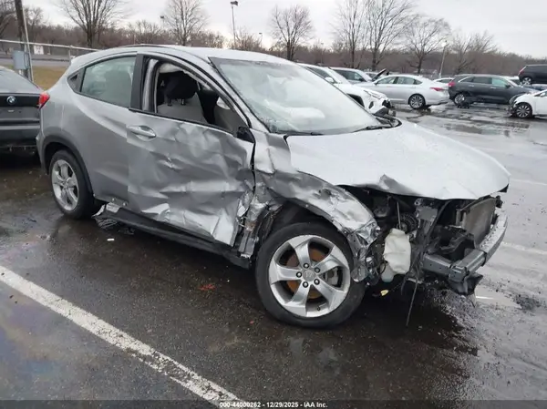 3CZRU6H31KG704214 2019 HONDA HR-V - Image 1