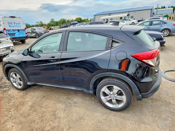 3CZRU6H31KG726200 2019 HONDA HR-V - Image 2