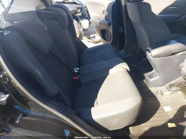 3CZRU6H31KG727086 2019 HONDA HR-V - Image 8