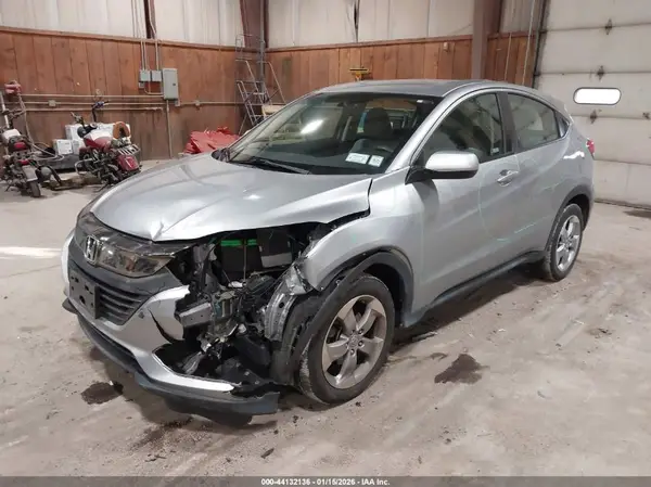 3CZRU6H31KG730277 2019 HONDA HR-V - Image 2
