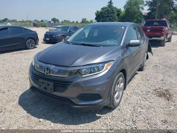 3CZRU6H31KM109865 2019 HONDA HR-V - Image 2