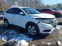 3CZRU6H31KM740776 2019 HONDA HR-V