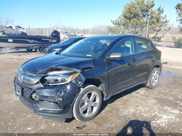 3CZRU6H31LM717290 2020 HONDA HR-V - Image 2