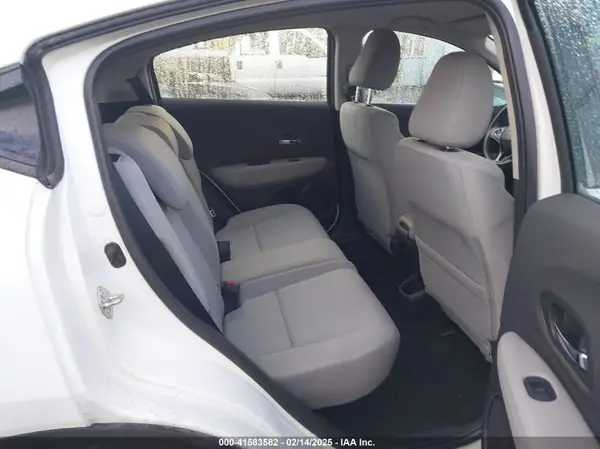 3CZRU6H31MM701205 2021 HONDA HR-V - Image 8