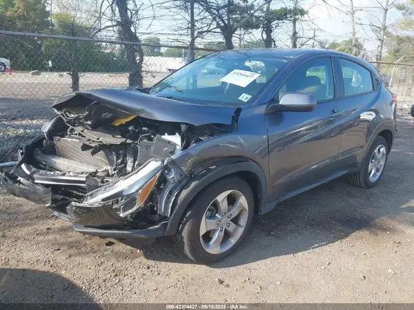 3CZRU6H31MM709952 2021 HONDA HR-V - Image 2