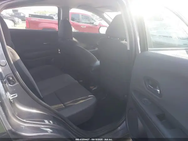 3CZRU6H31MM709952 2021 HONDA HR-V - Image 8