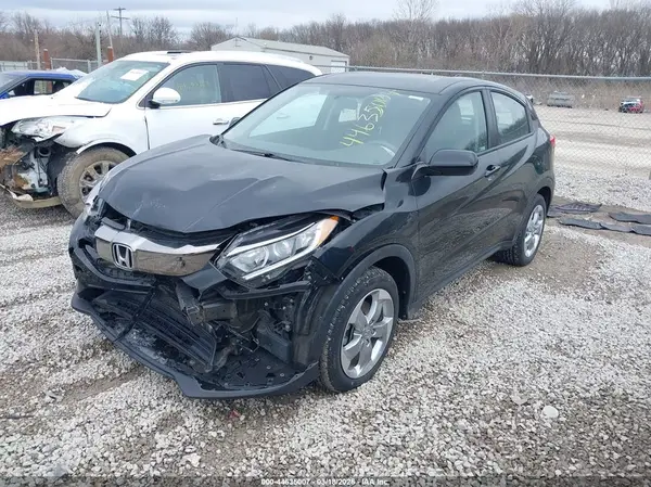 3CZRU6H31MM722572 2021 HONDA HR-V - Image 2