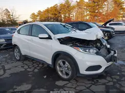 3CZRU6H31MM731921 2021 HONDA HR-V
