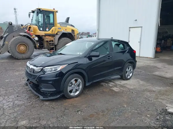 3CZRU6H31MM732132 2021 HONDA HR-V - Image 2