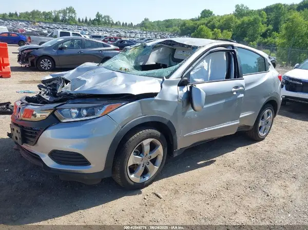 3CZRU6H31MM733457 2021 HONDA HR-V - Image 2