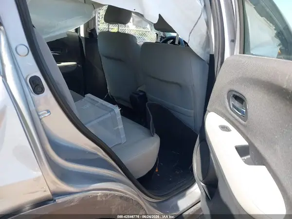 3CZRU6H31MM733457 2021 HONDA HR-V - Image 8