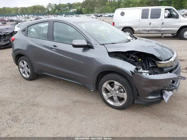 3CZRU6H31MM744300 2021 HONDA HR-V - Image 1