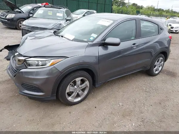 3CZRU6H31MM744300 2021 HONDA HR-V - Image 2