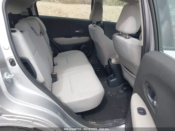 3CZRU6H31NM701089 2022 HONDA HR-V - Image 8