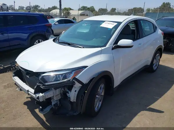 3CZRU6H31NM702792 2022 HONDA HR-V - Image 2