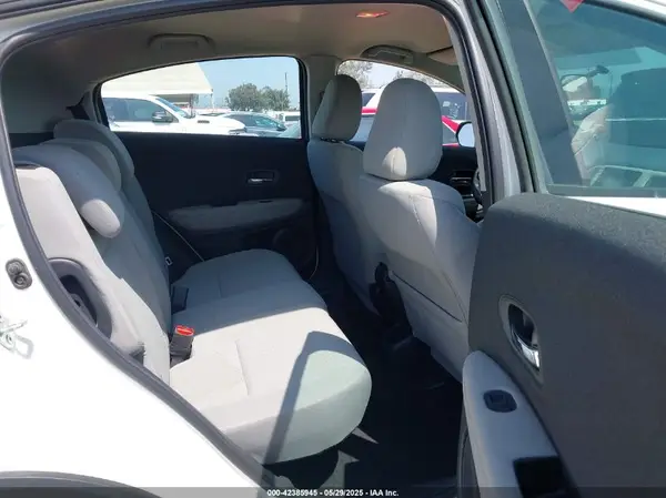 3CZRU6H31NM702792 2022 HONDA HR-V - Image 8